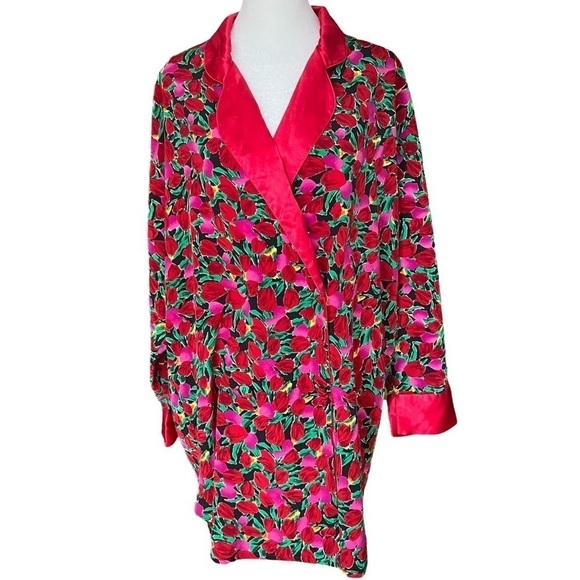 VICTORIA’S SECRET Gold Label Tulip Print Silky Sleep Shirt - Picture 1 of 6